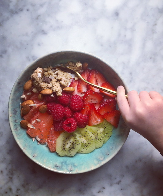 Farverig breakfast bowl