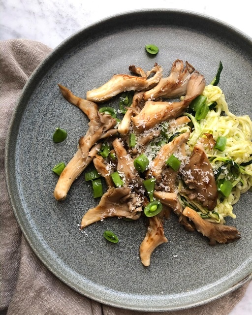 Bagt squashpasta med grillede østershatte